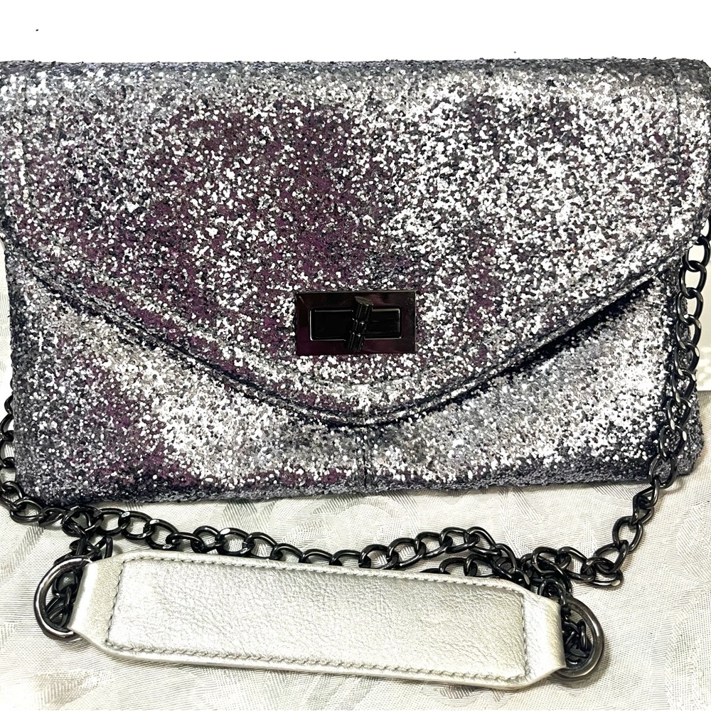 Aldo Evening Glamour Glitter Design Long Chain Link Strap with Shoulder Comfort